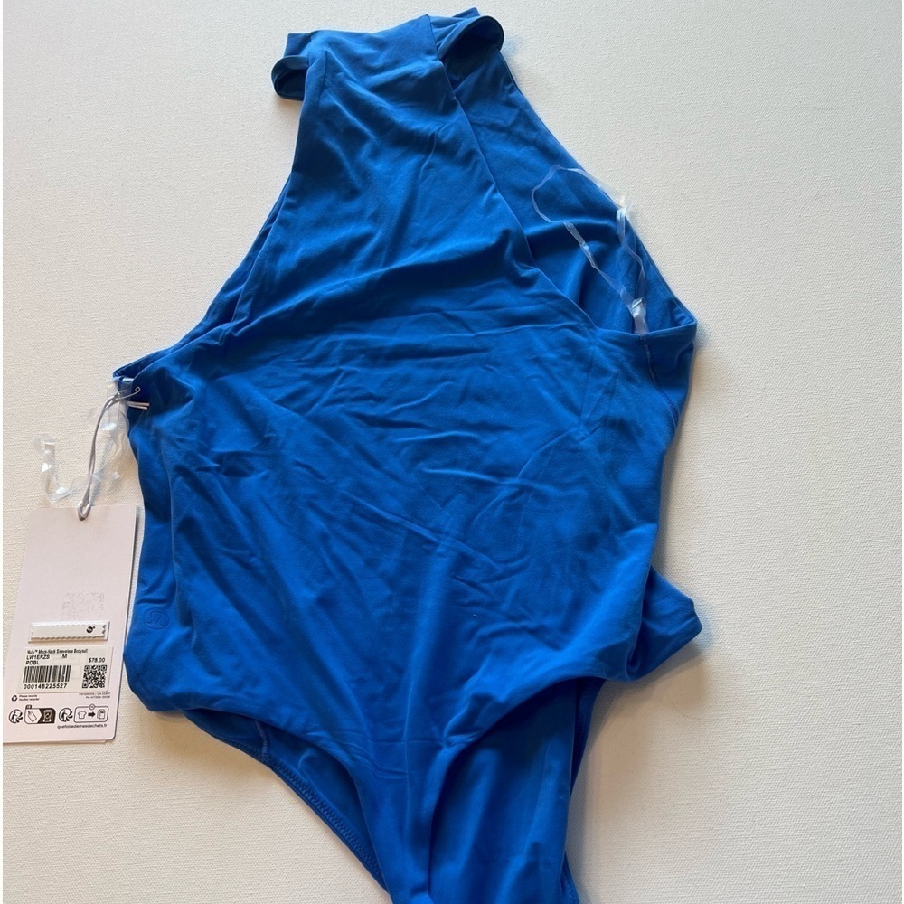 NWT‎ Lululemon Women’s Wundermost Mock Neck Sleeveless Blue Bodysuit Sz M (V)